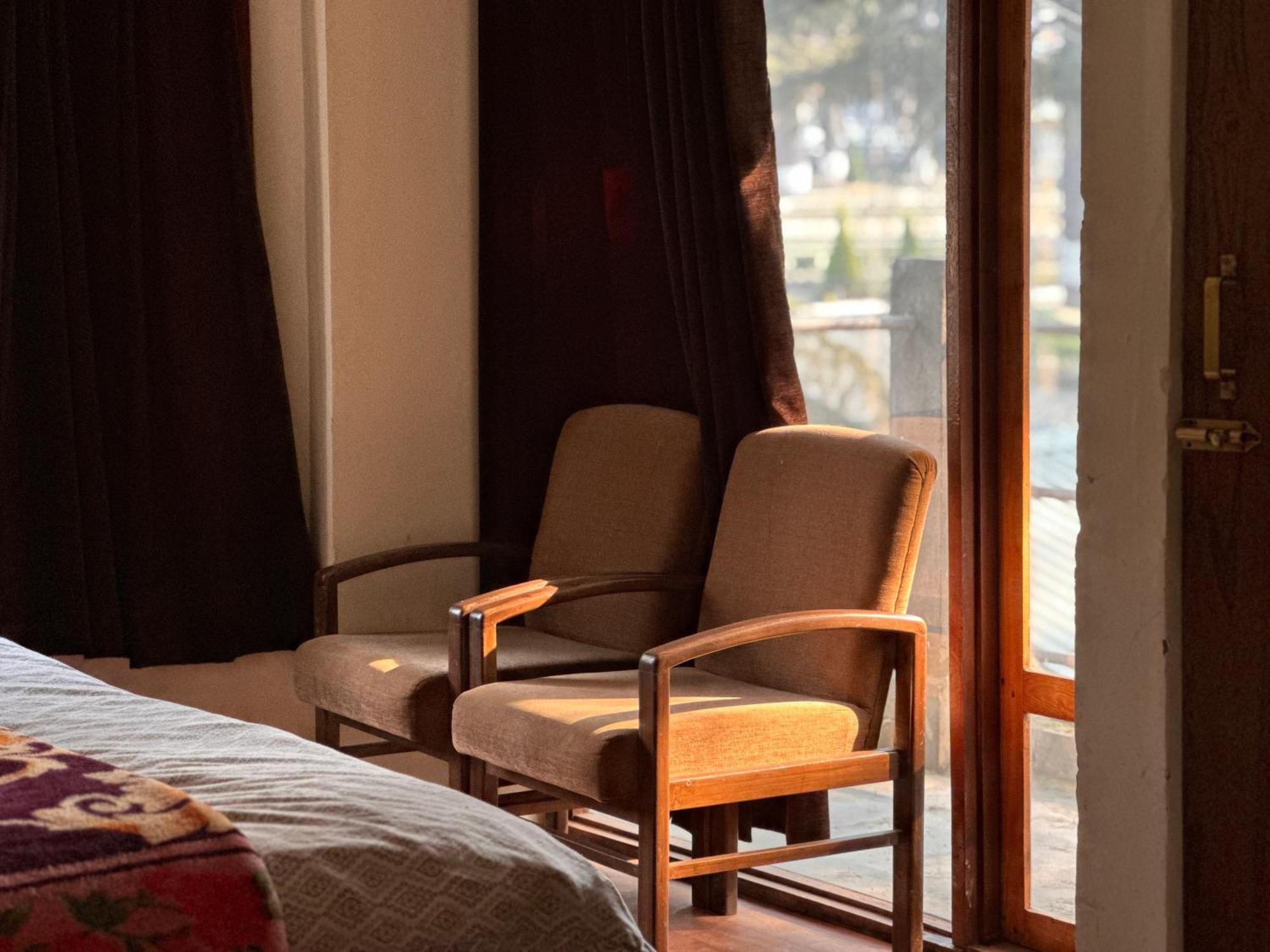 The Alpine Guest House Kasol Exterior foto
